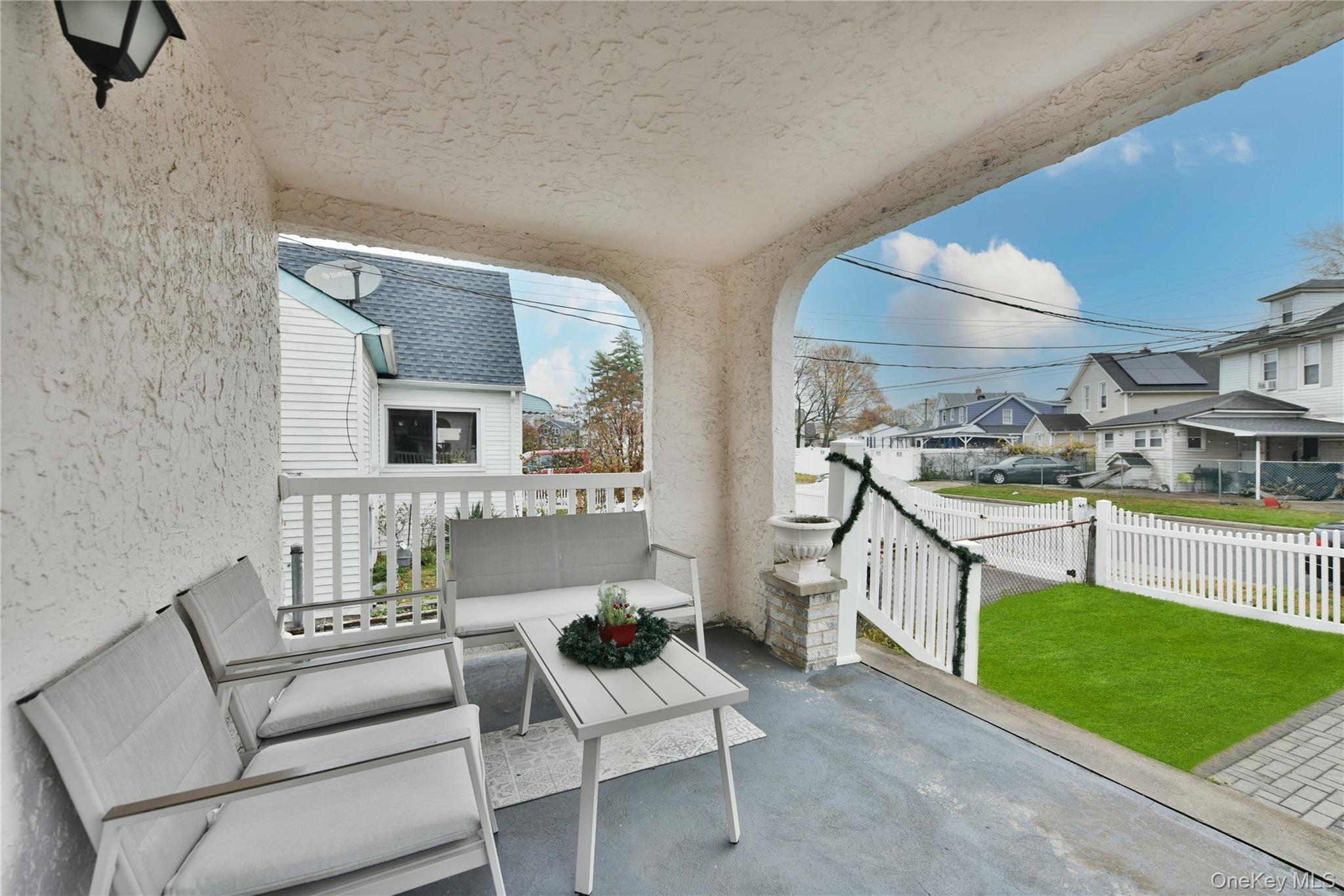 Single Family Stewart Nassau County, NY 11550, MLS-939619-4