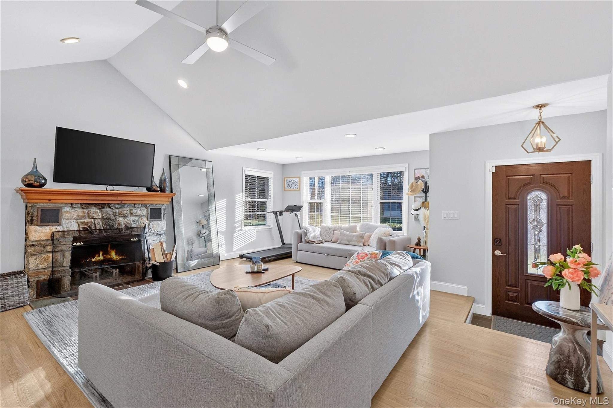 Single Family Beach Putnam County, NY 10541, MLS-939635-10