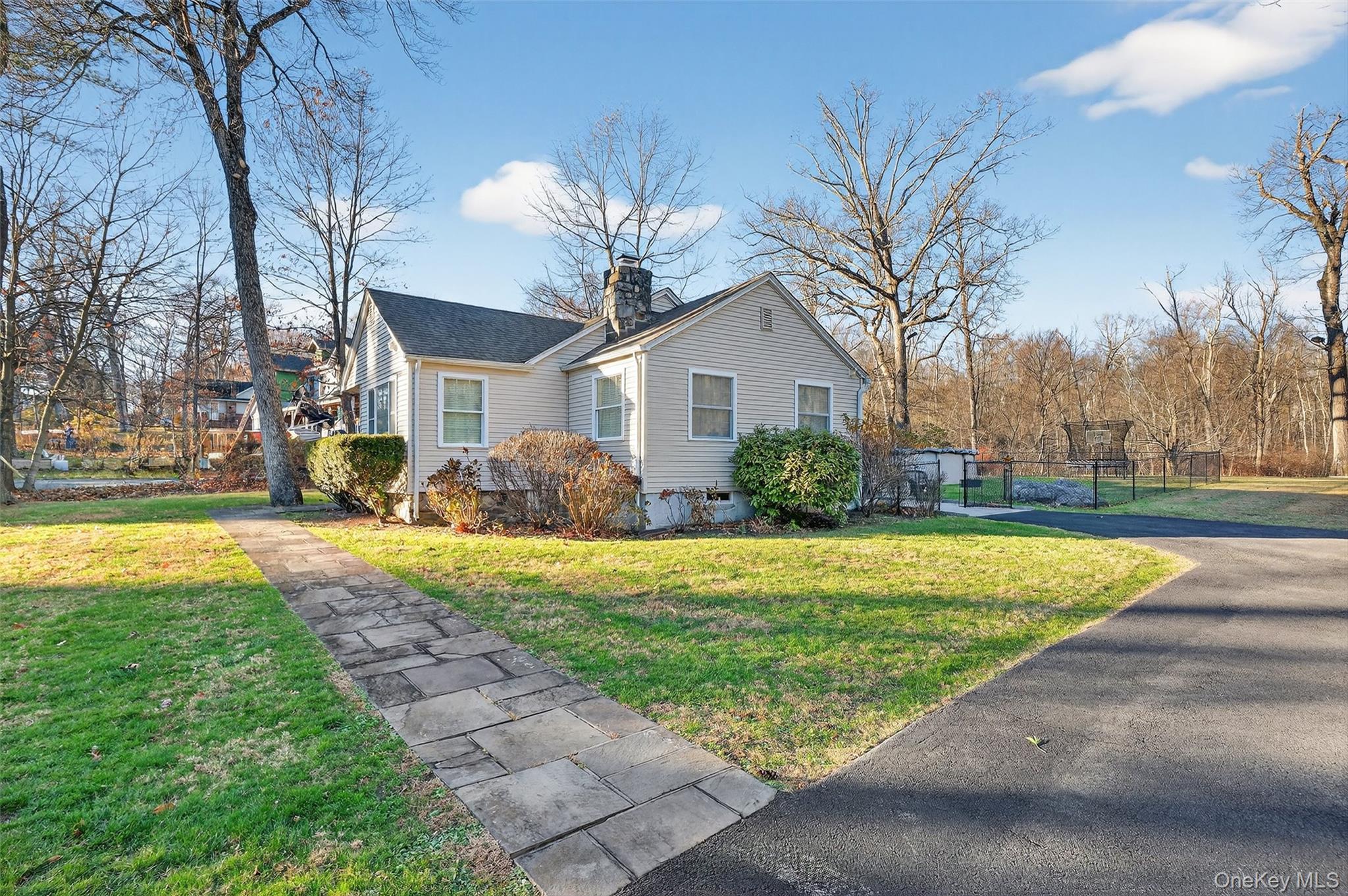 Single Family Beach Putnam County, NY 10541, MLS-939635-2