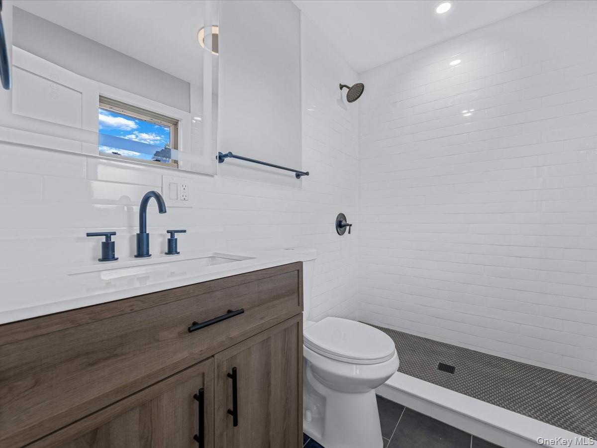 Single Family Morgan Nassau County, NY 11793, MLS-939636-12