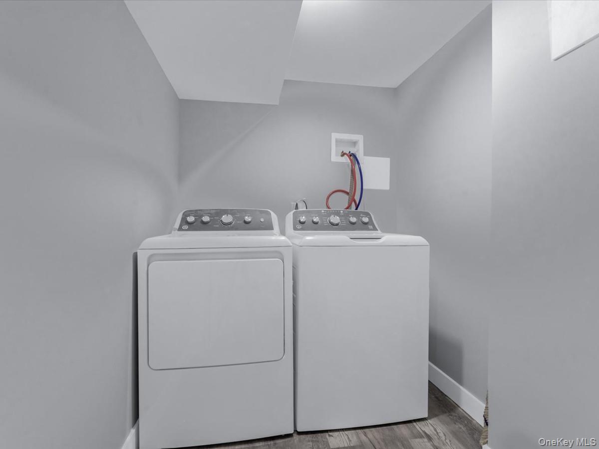 Single Family Morgan Nassau County, NY 11793, MLS-939636-22