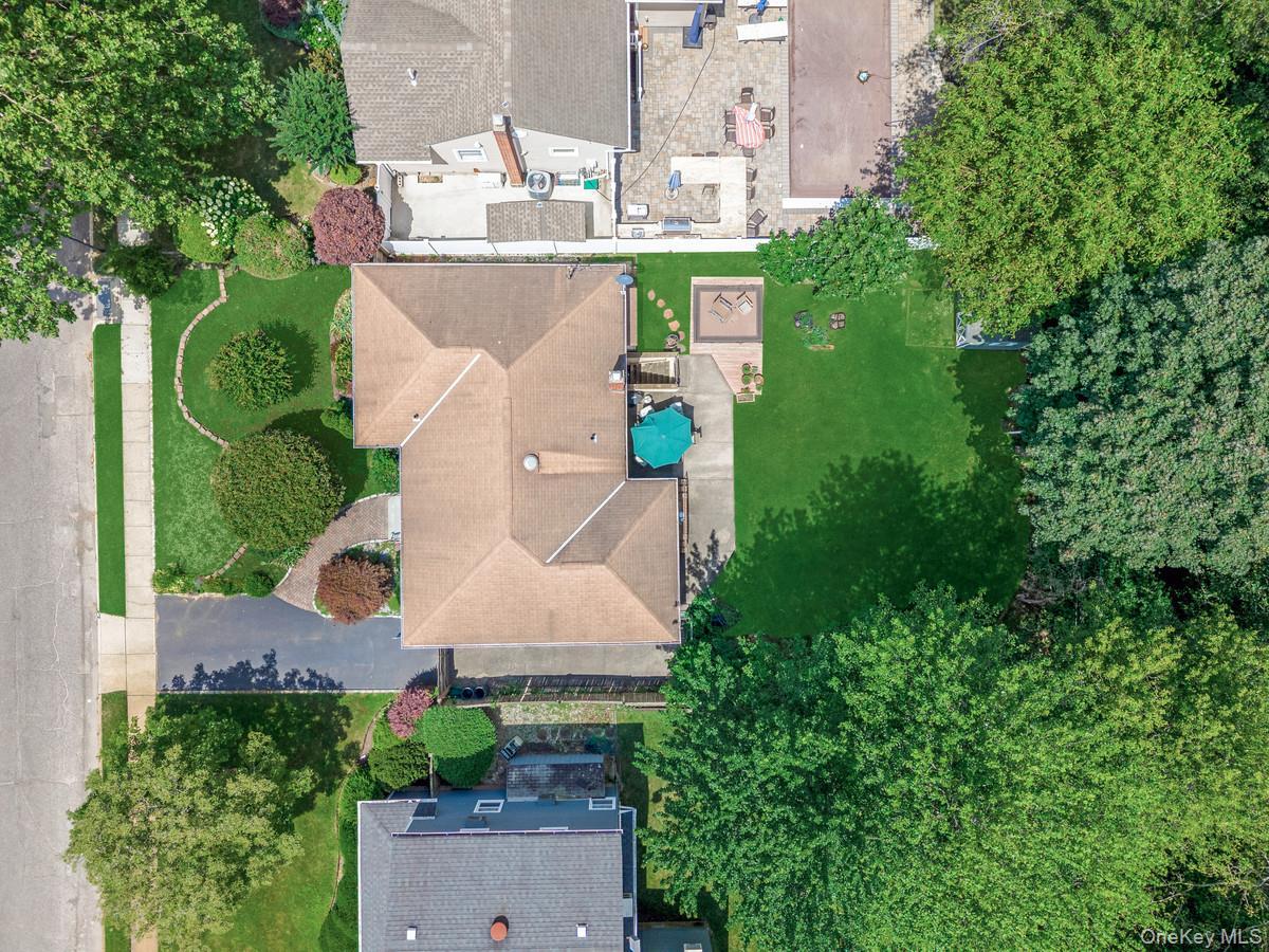 Single Family Morgan Nassau County, NY 11793, MLS-939636-25