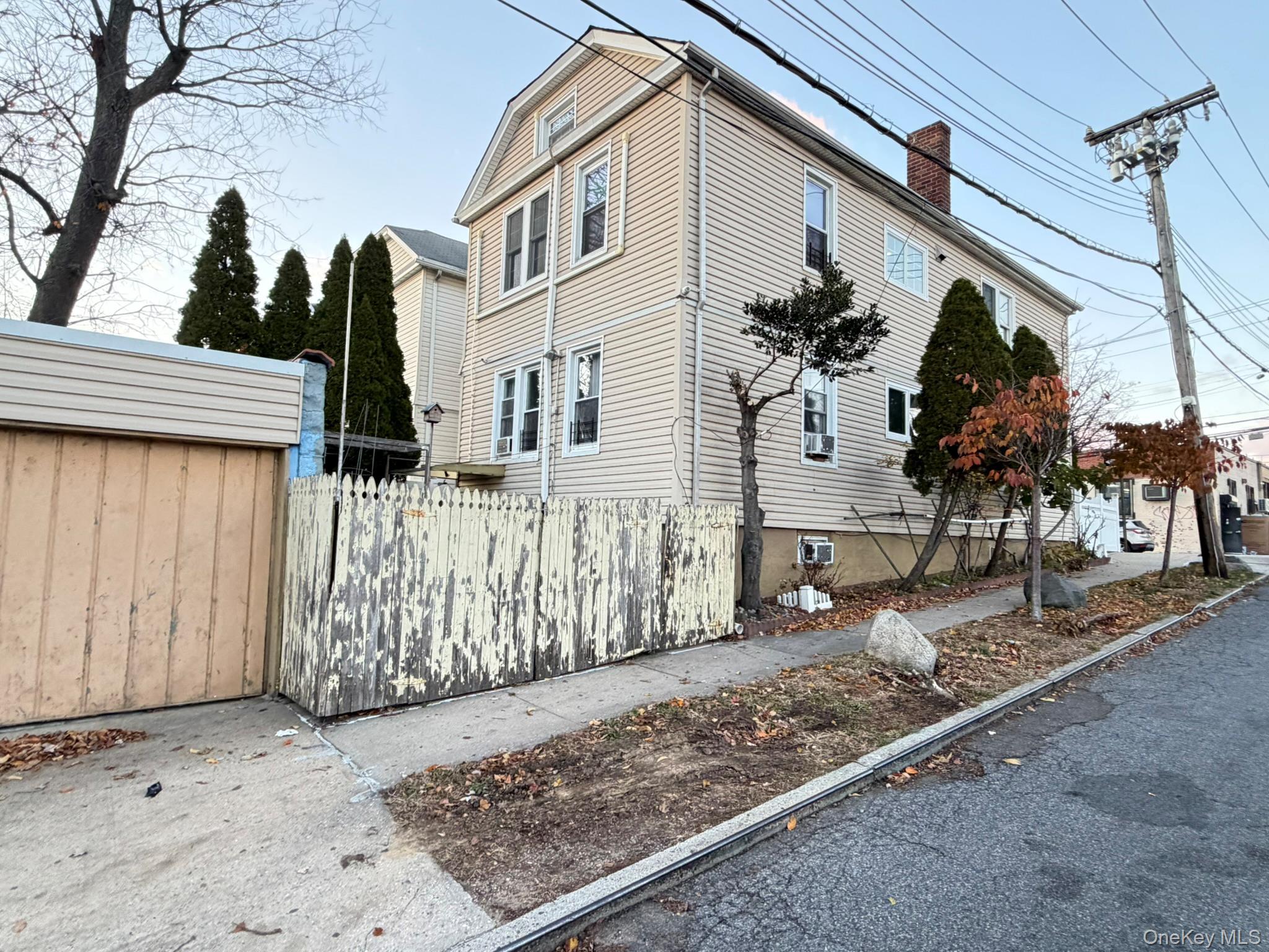 Single Family 14th  Queens, NY 11356, MLS-939648-2
