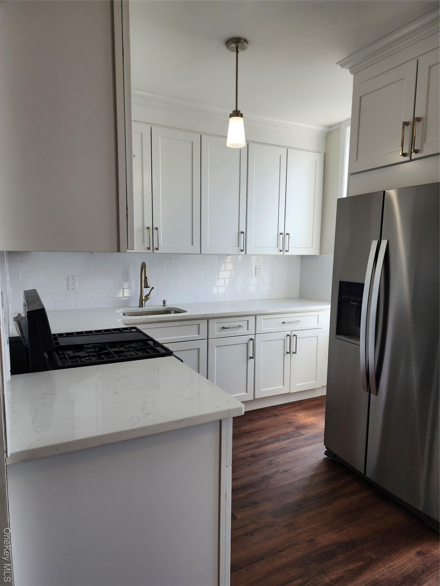 Single Family Myrtle  Queens, NY 11385, MLS-939653-5