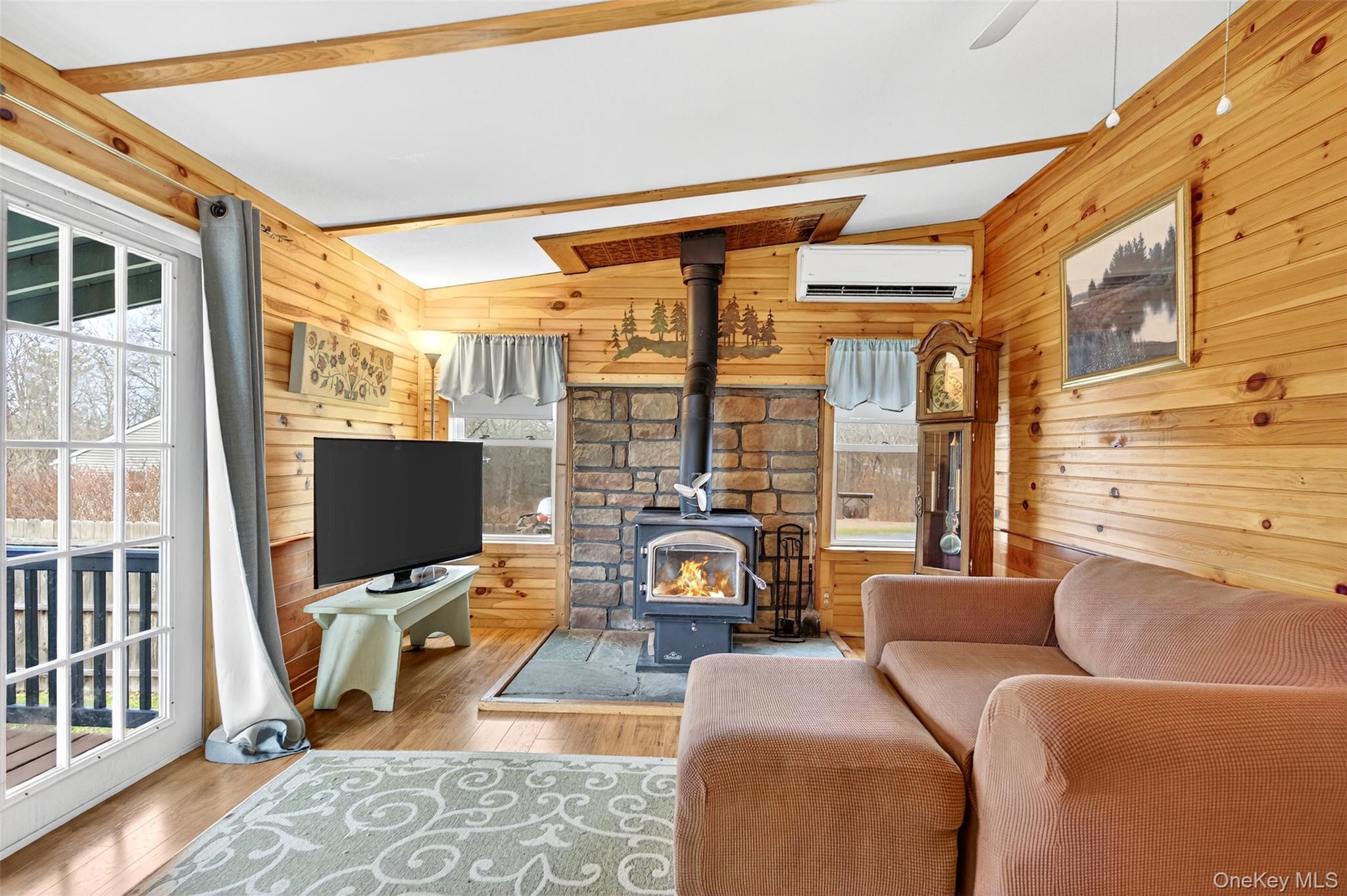 Single Family Sand Hill Ulster County, NY 12525, MLS-939656-14