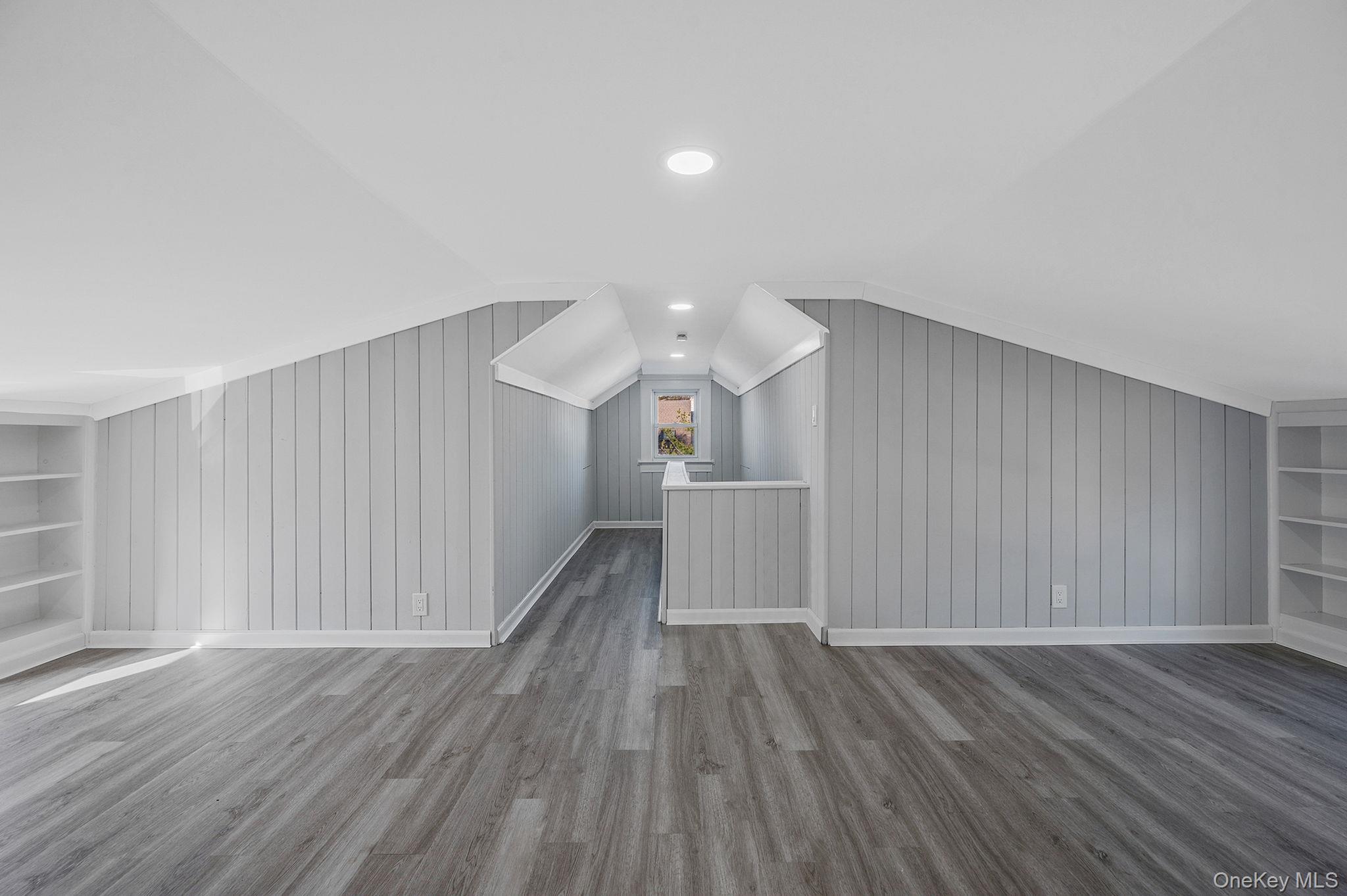 Single Family Orchard Nassau County, NY 11566, MLS-939670-22