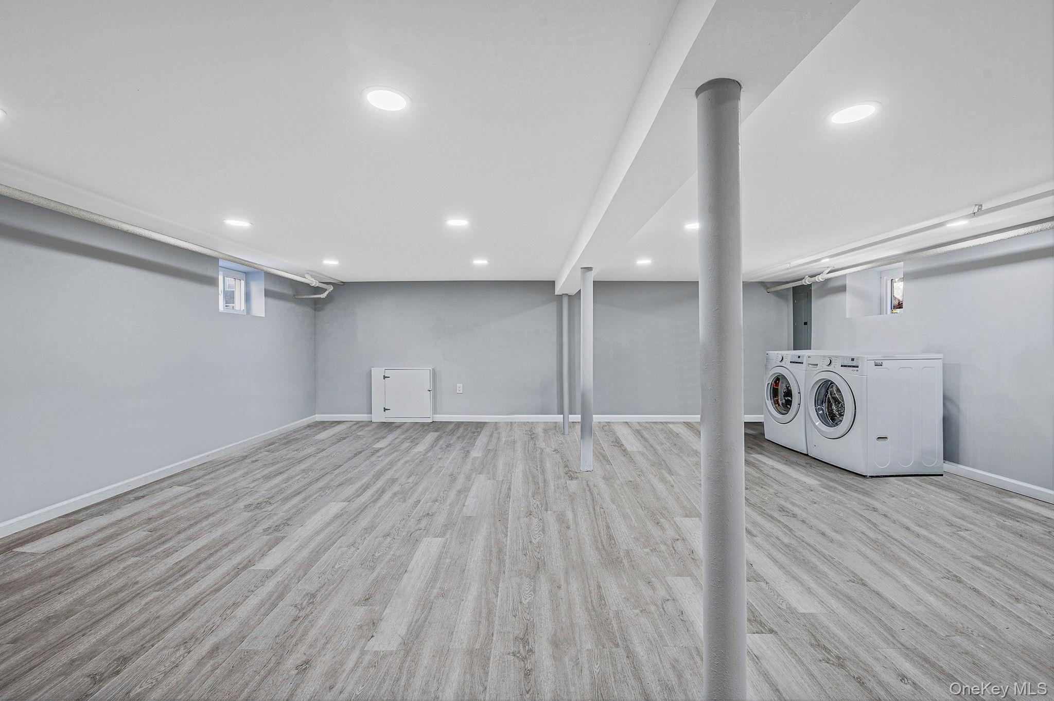 Single Family Orchard Nassau County, NY 11566, MLS-939670-26