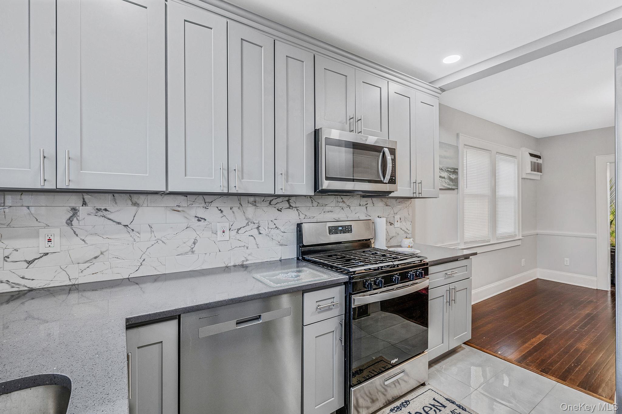 Single Family Orchard Nassau County, NY 11566, MLS-939670-8