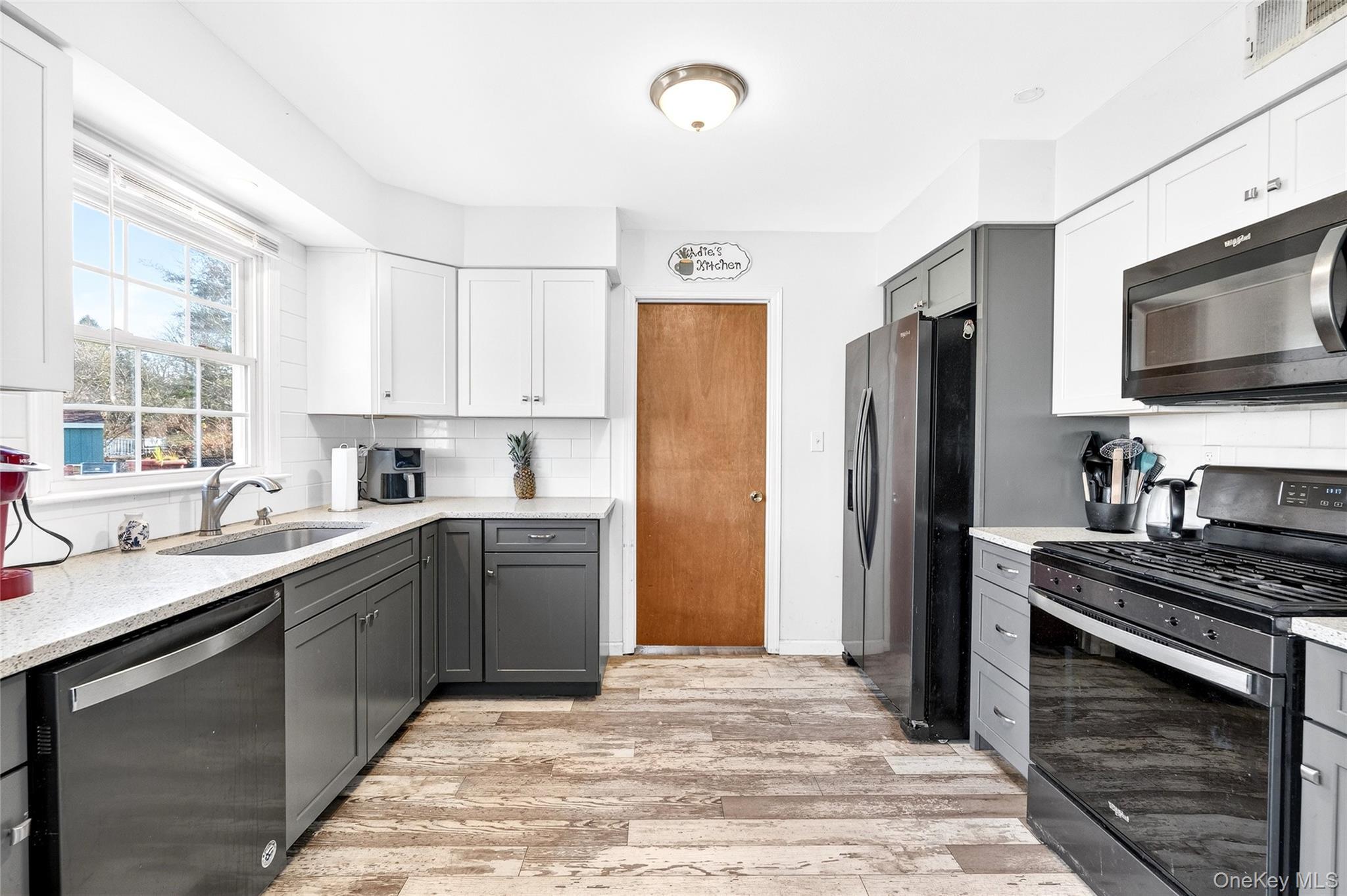 Single Family O'sullivan Orange County, NY 10950, MLS-939691-12