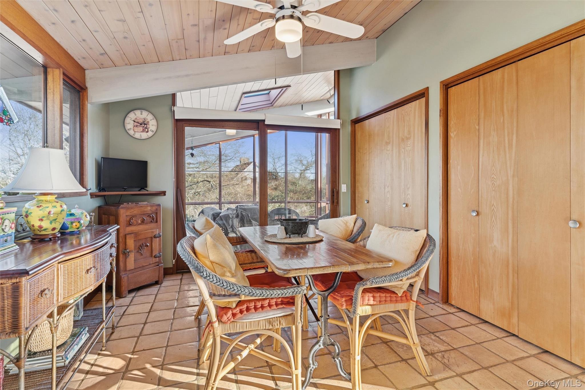 Single Family Tarpon Suffolk County, NY 11971, MLS-939699-15