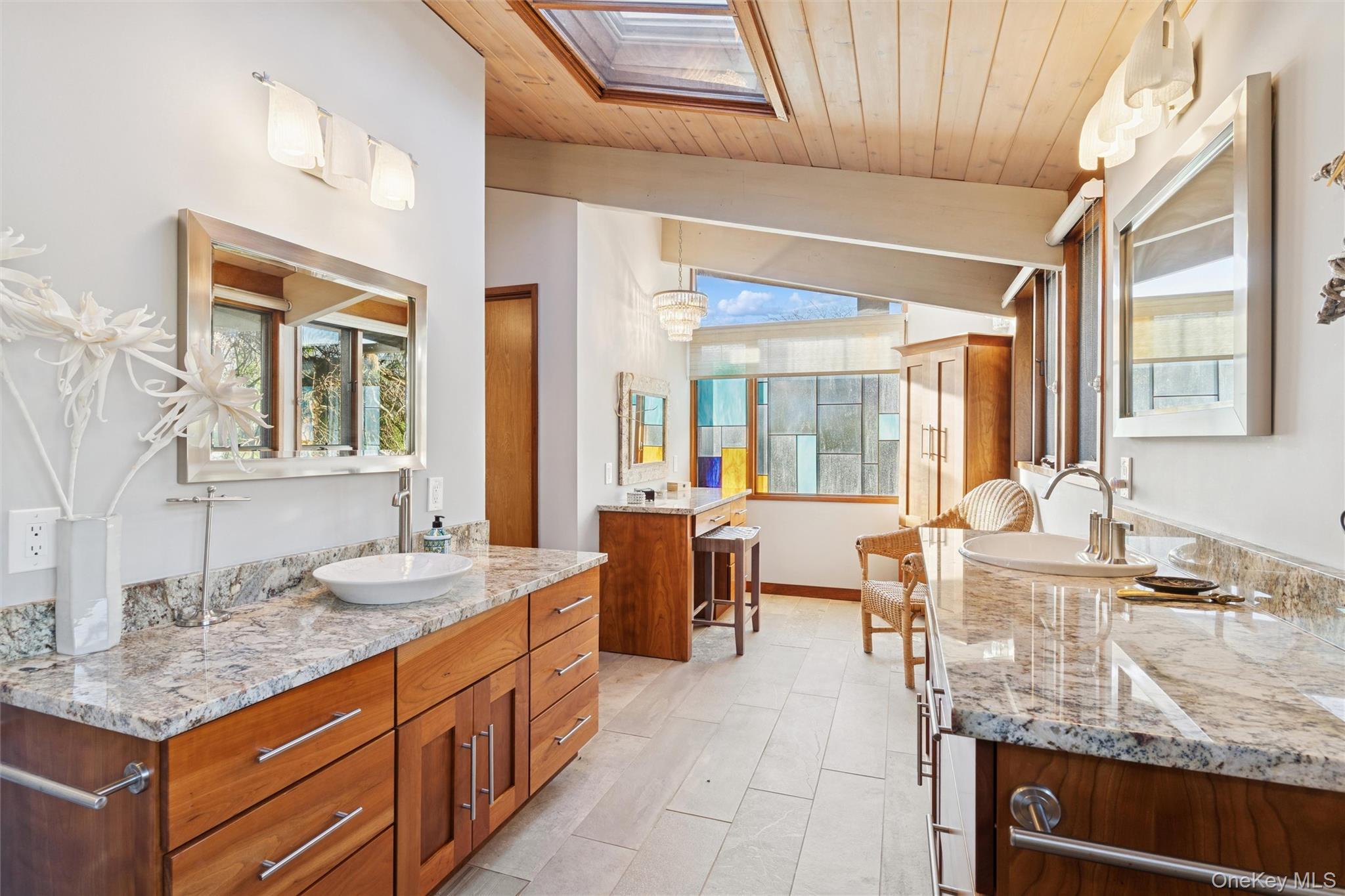 Single Family Tarpon Suffolk County, NY 11971, MLS-939699-21