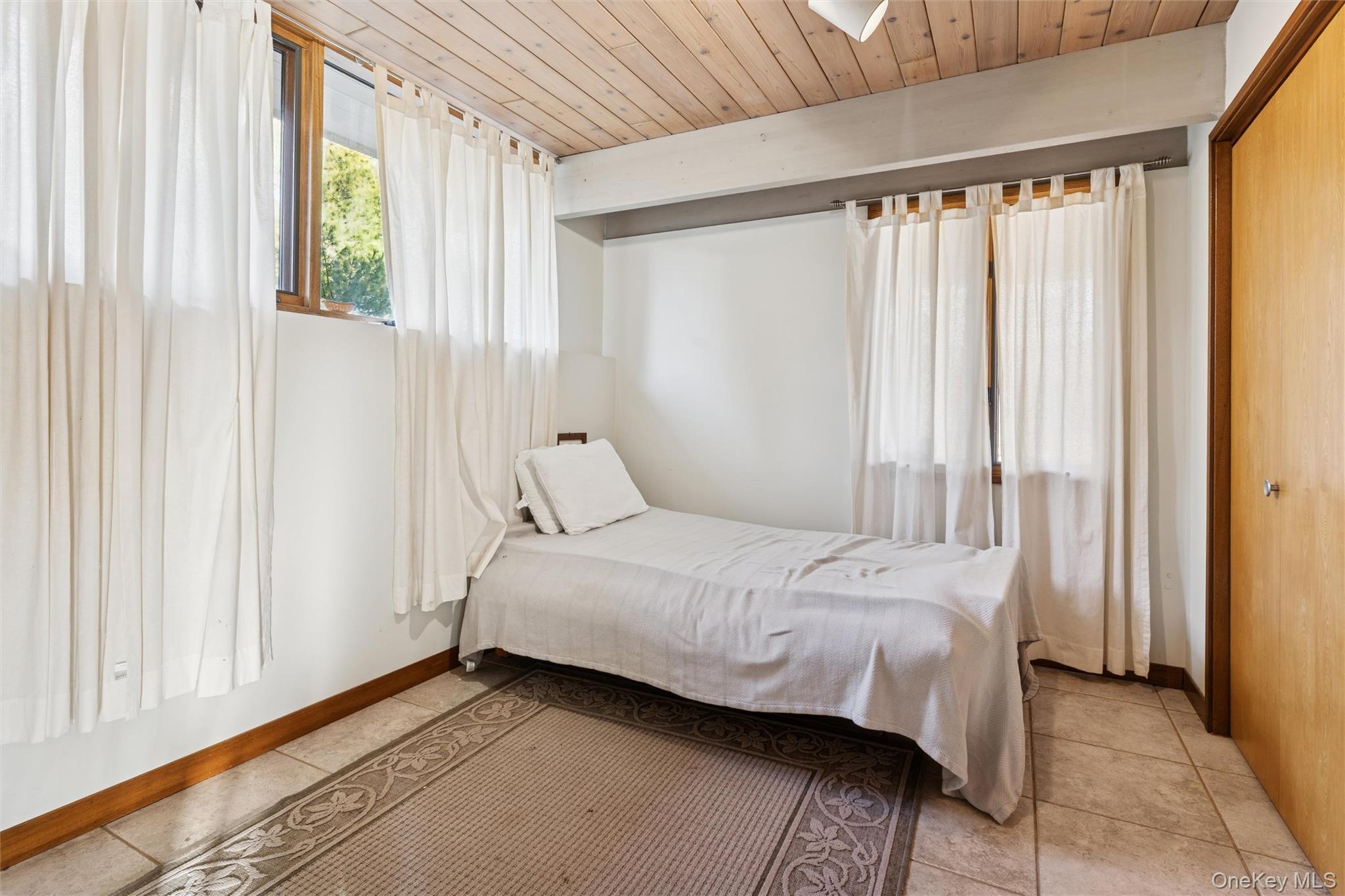 Single Family Tarpon Suffolk County, NY 11971, MLS-939699-30