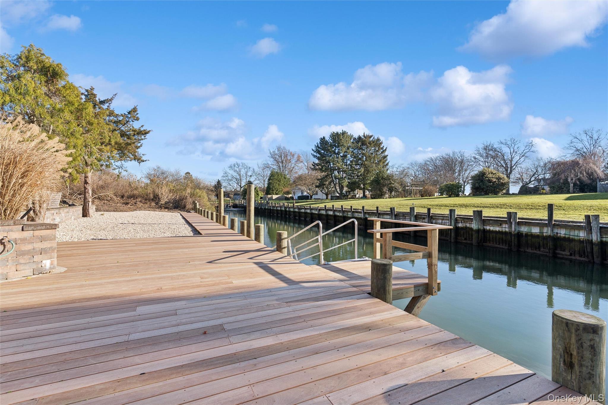 Single Family Tarpon Suffolk County, NY 11971, MLS-939699-34