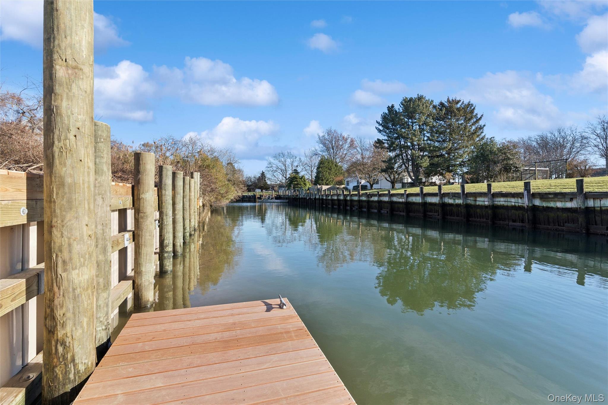 Single Family Tarpon Suffolk County, NY 11971, MLS-939699-35