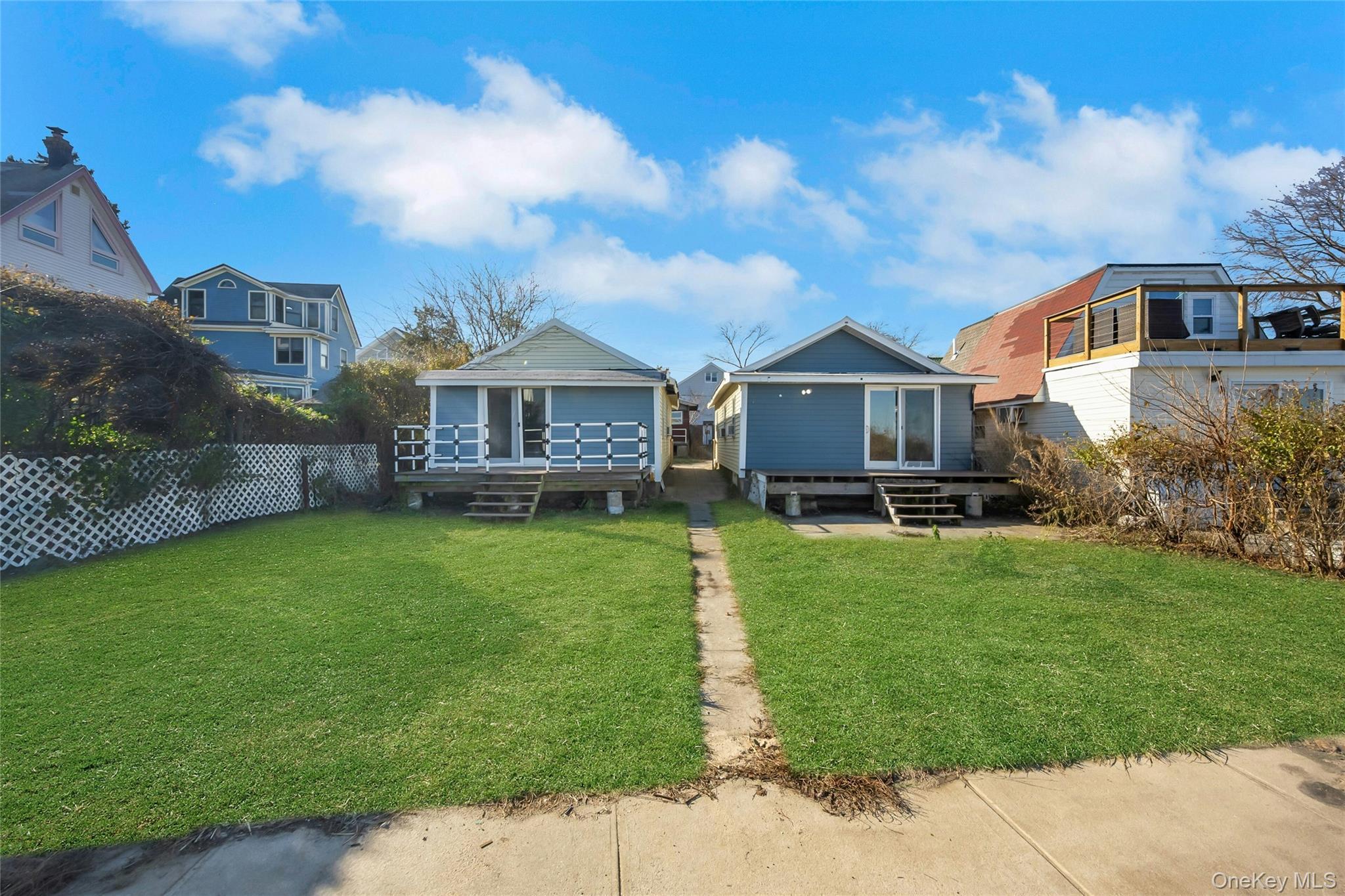 Single Family Minnieford  Bronx, NY 10464, MLS-939702-21