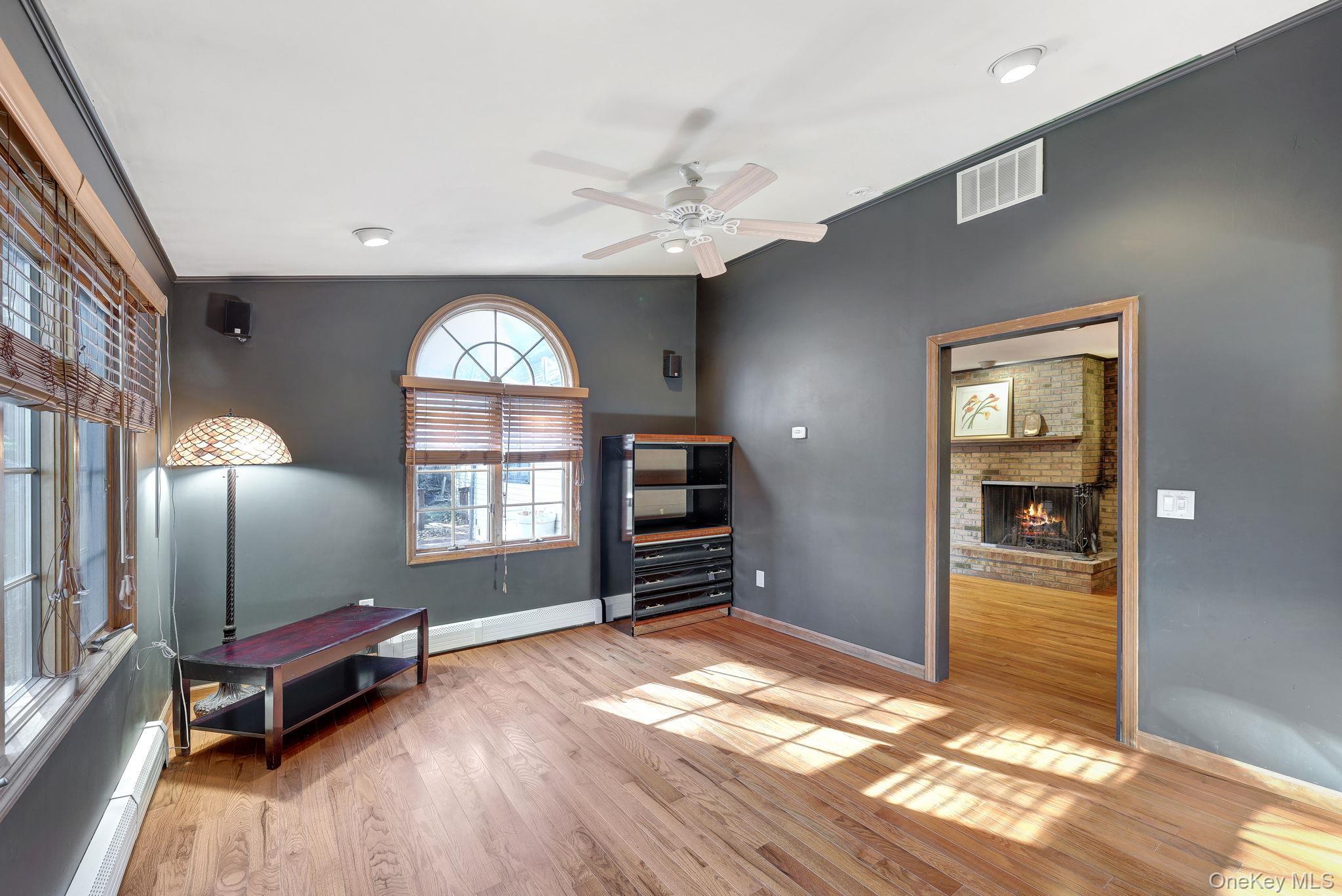 Single Family Lincoln Orange County, NY 10940, MLS-939706-12