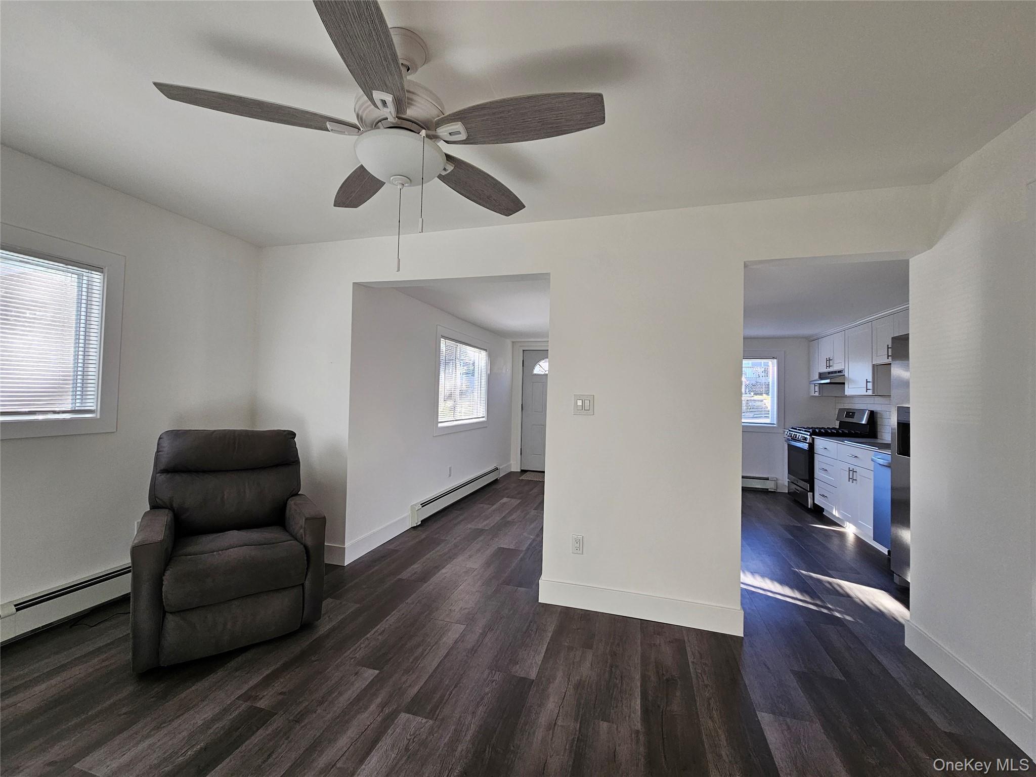 Single Family Denton Suffolk County, NY 11772, MLS-939714-8