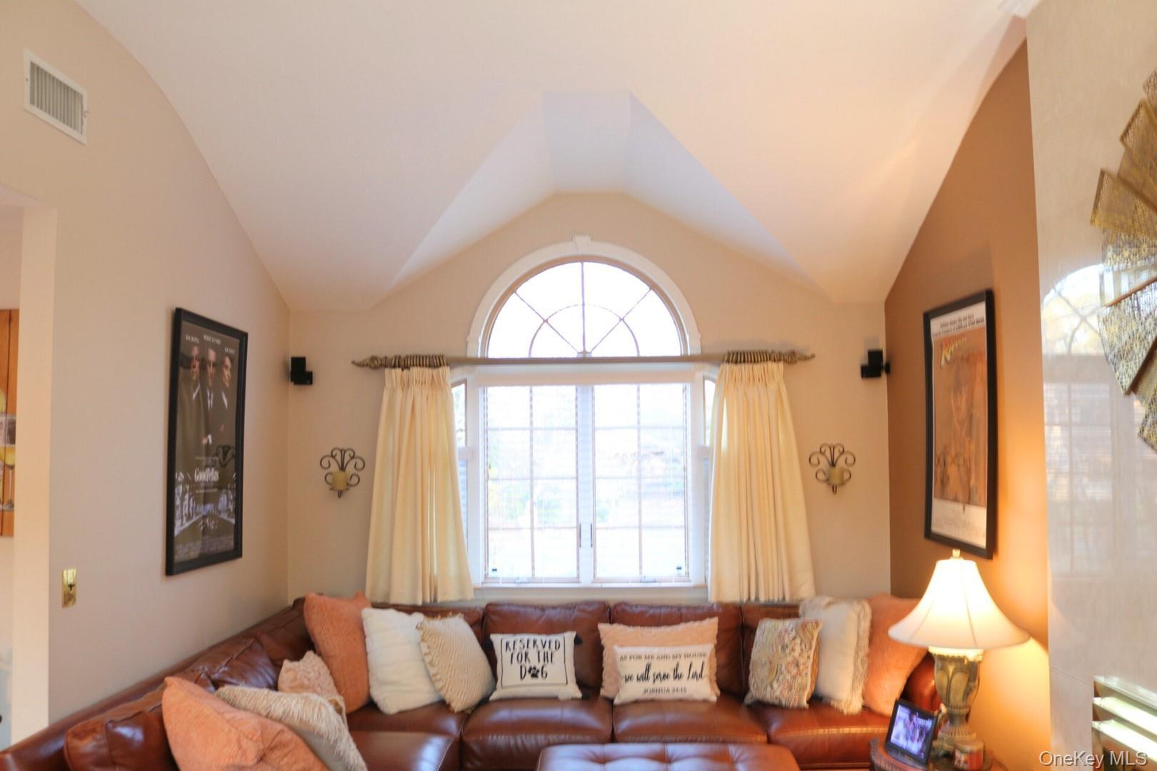 Single Family Hastings  Suffolk County, NY 11961, MLS-939715-13