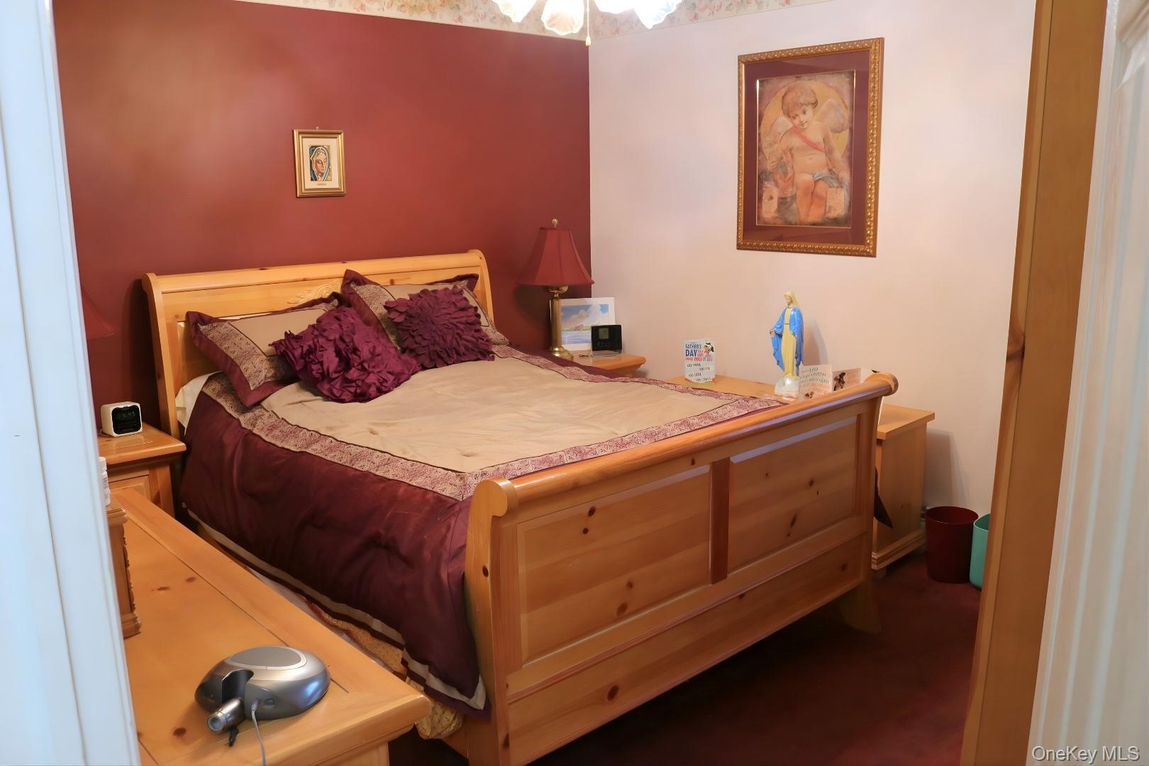 Single Family Hastings  Suffolk County, NY 11961, MLS-939715-21
