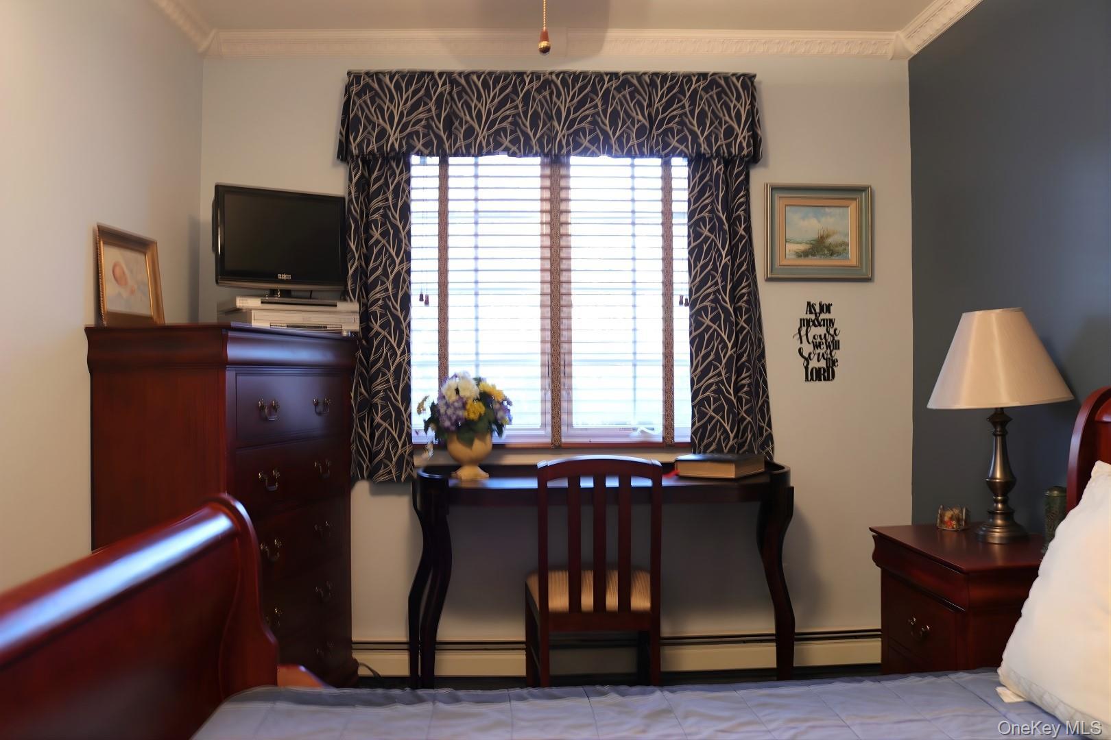 Single Family Hastings  Suffolk County, NY 11961, MLS-939715-24