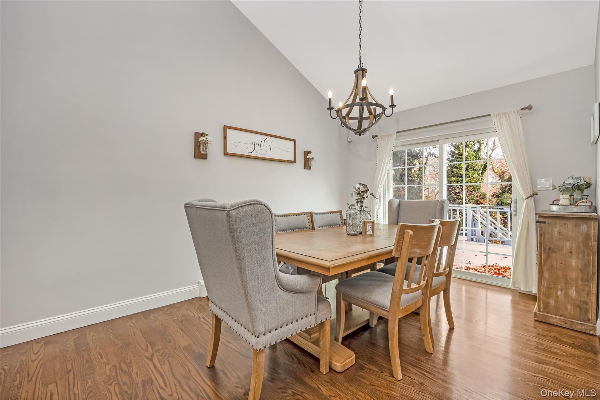 Single Family Boston Suffolk County, NY 11706, MLS-939748-11