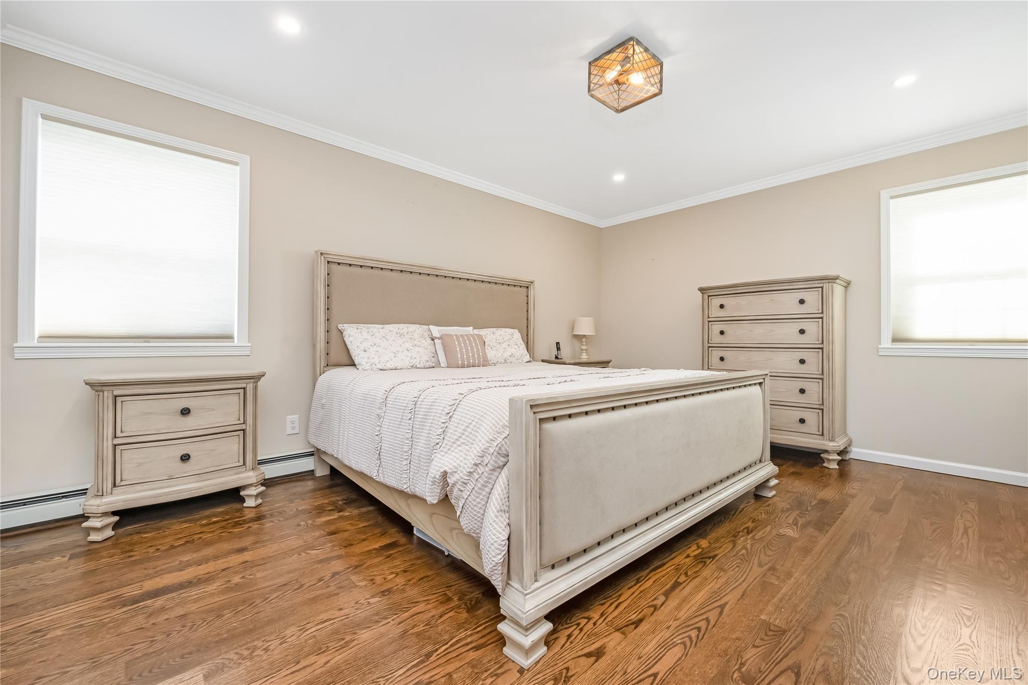 Single Family Boston Suffolk County, NY 11706, MLS-939748-19