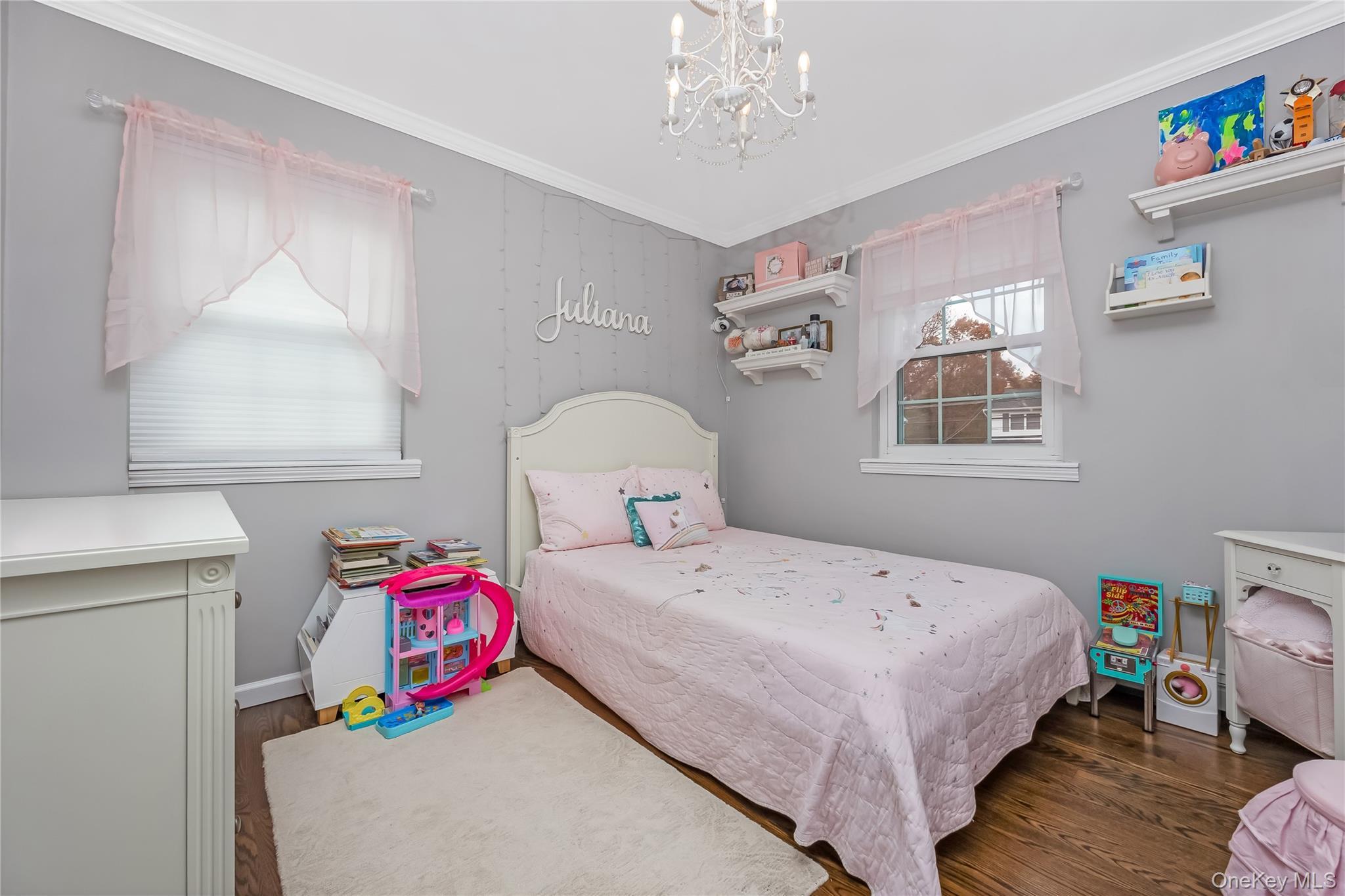 Single Family Boston Suffolk County, NY 11706, MLS-939748-22