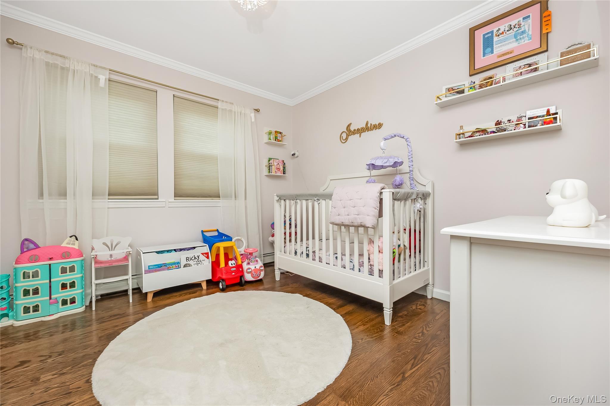 Single Family Boston Suffolk County, NY 11706, MLS-939748-23