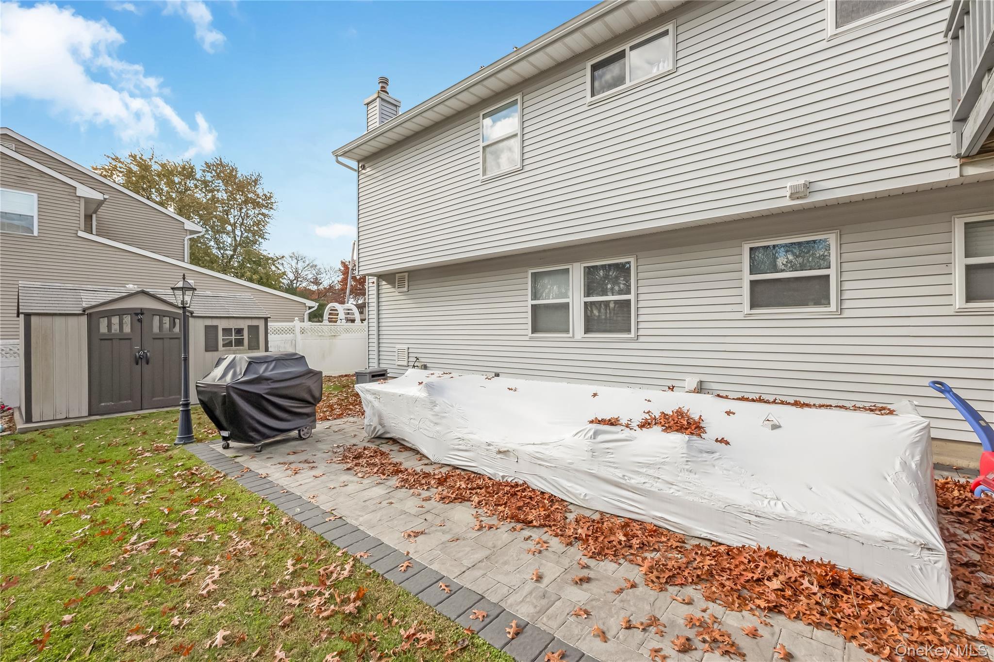 Single Family Boston Suffolk County, NY 11706, MLS-939748-28