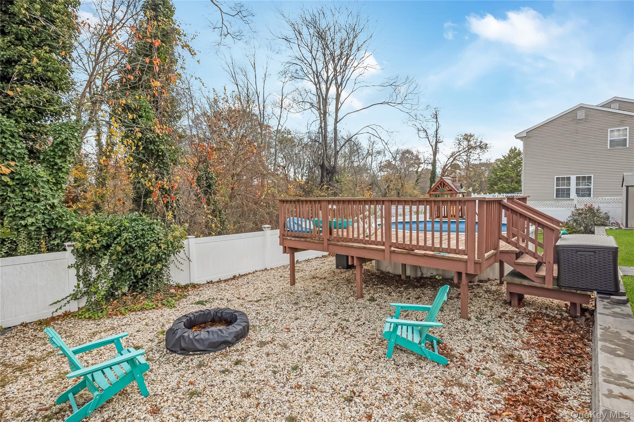 Single Family Boston Suffolk County, NY 11706, MLS-939748-29