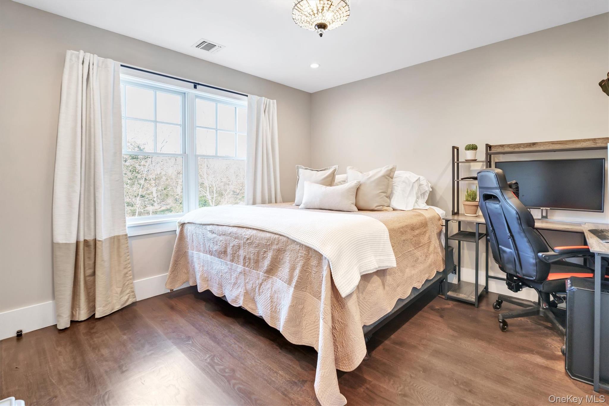 Single Family Maple Suffolk County, NY 11940, MLS-939764-34