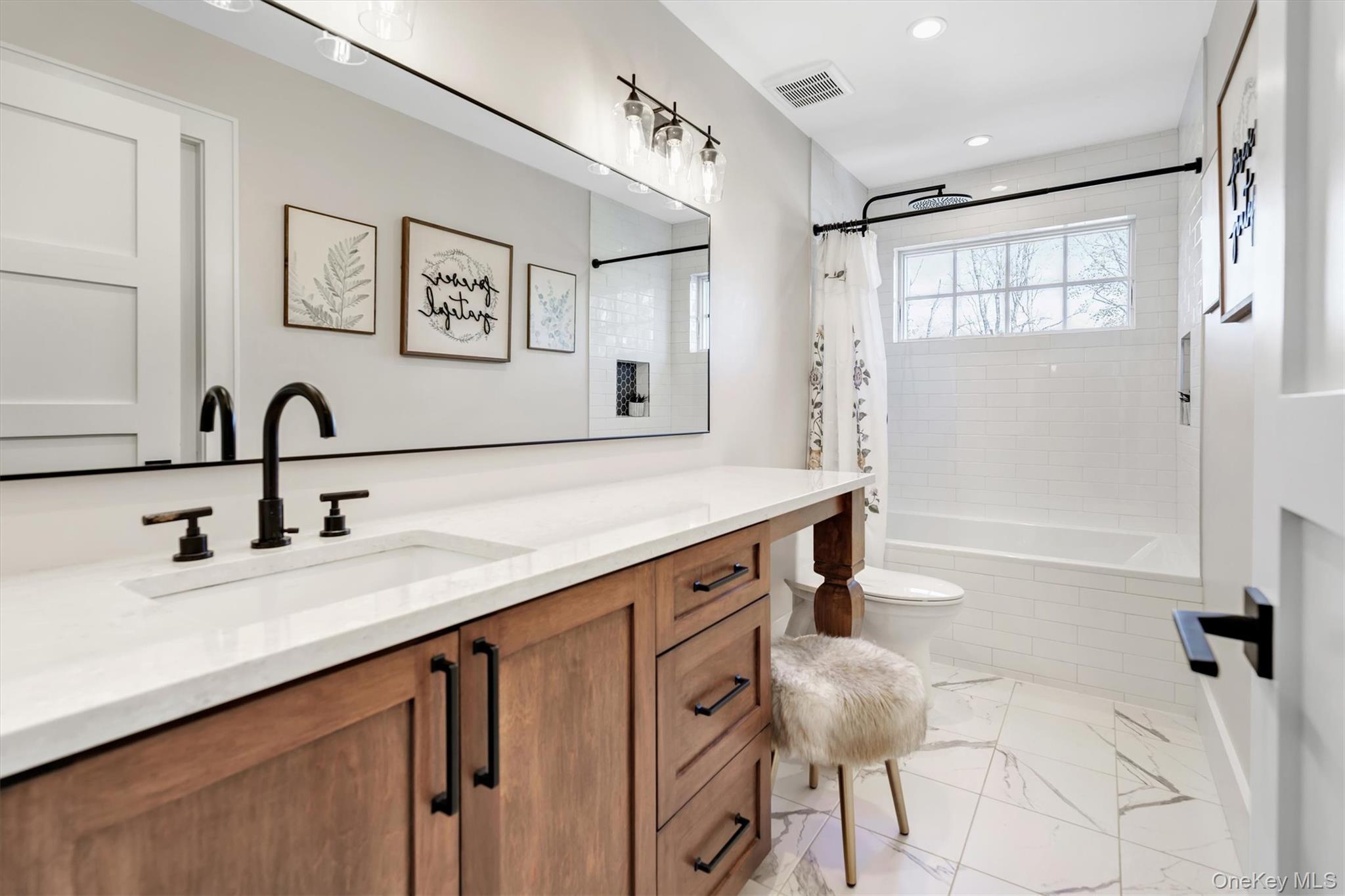 Single Family Maple Suffolk County, NY 11940, MLS-939764-35