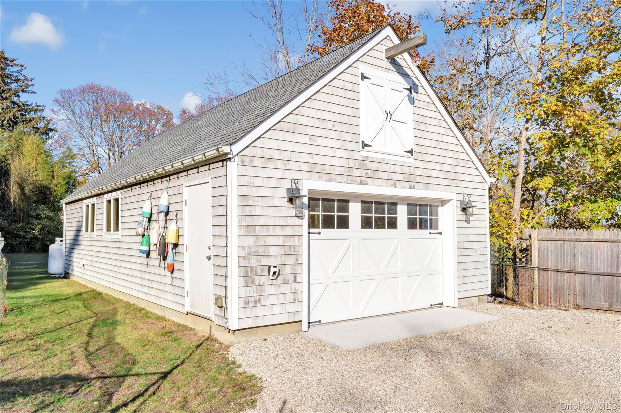 Single Family Maple Suffolk County, NY 11940, MLS-939764-43