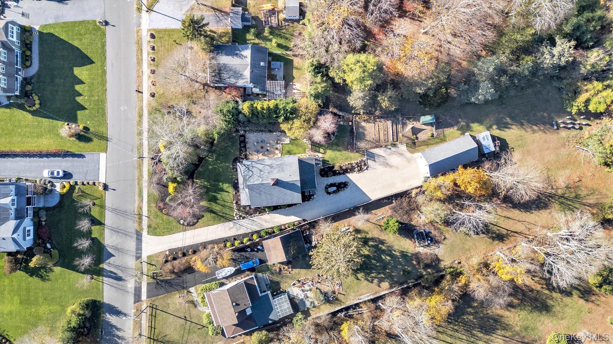 Single Family Maple Suffolk County, NY 11940, MLS-939764-8