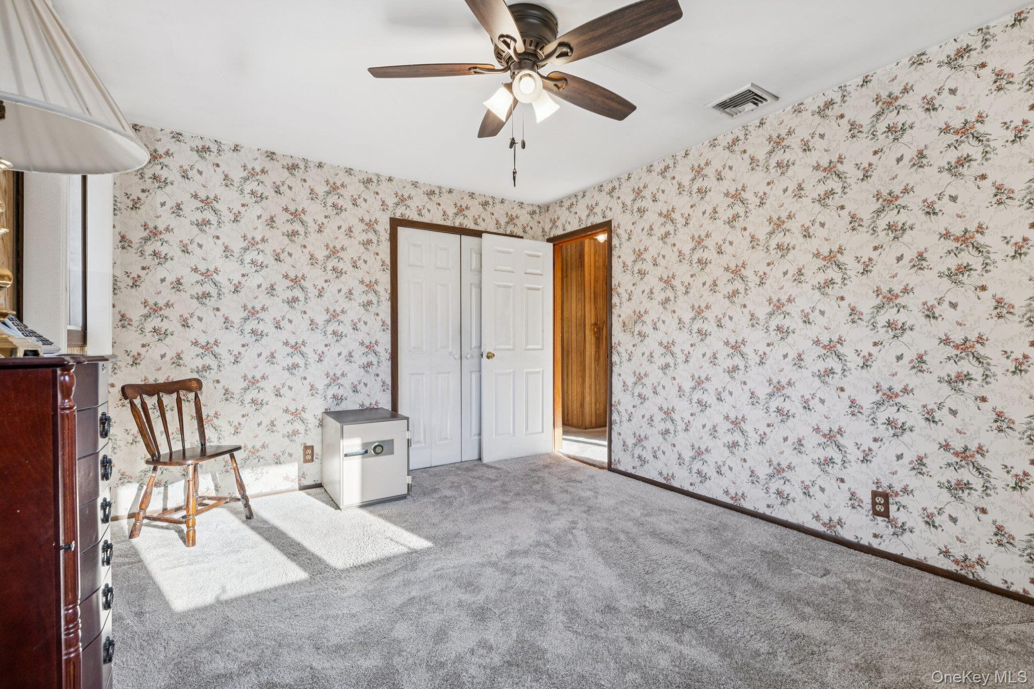 Single Family Silver Suffolk County, NY 11746, MLS-939767-13