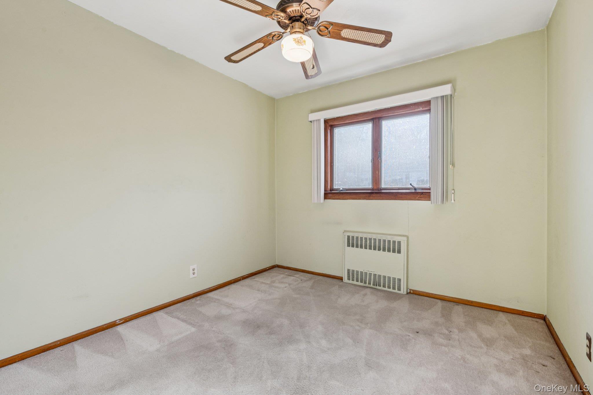 Single Family Silver Suffolk County, NY 11746, MLS-939767-15