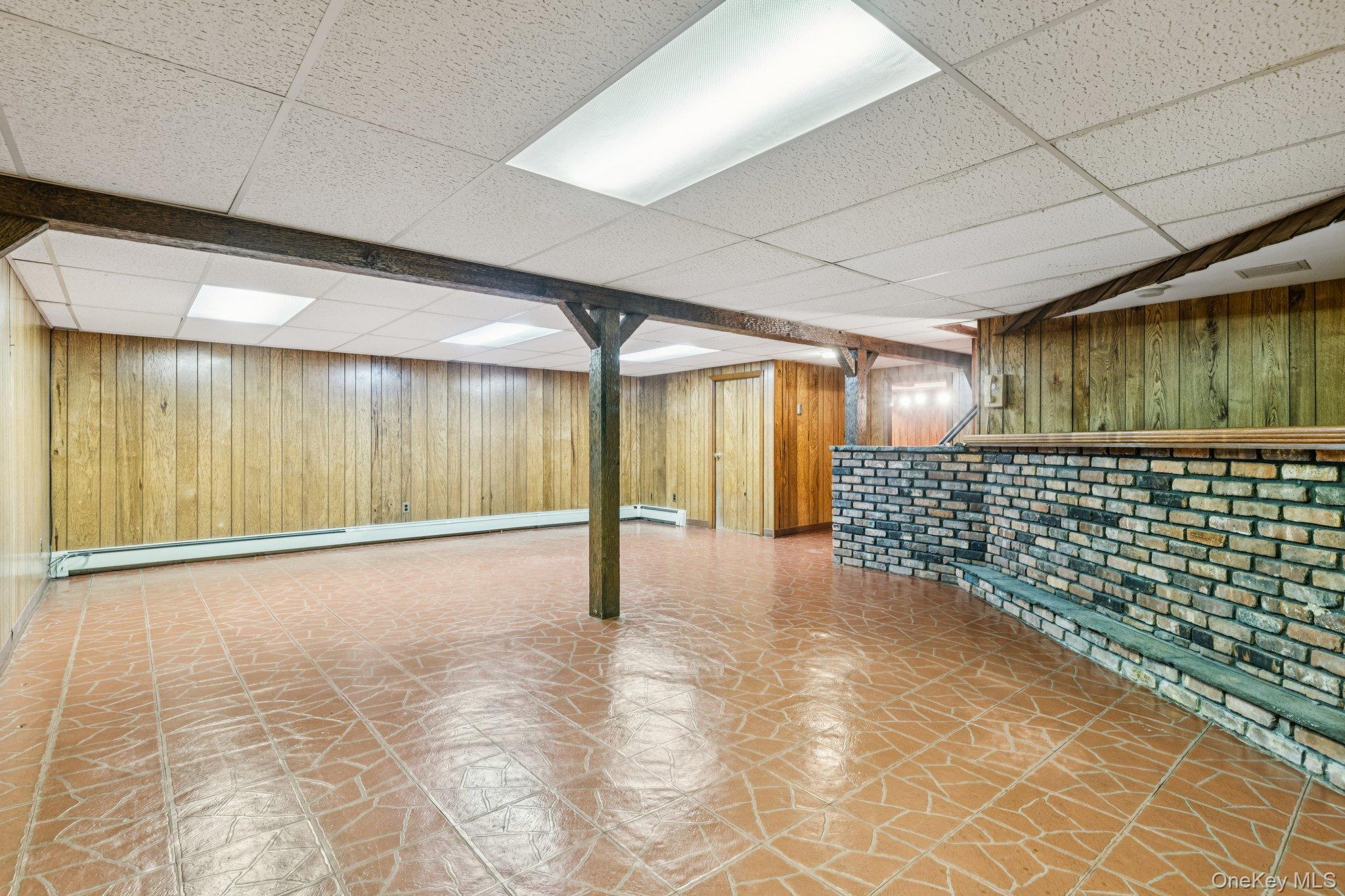 Single Family Silver Suffolk County, NY 11746, MLS-939767-19