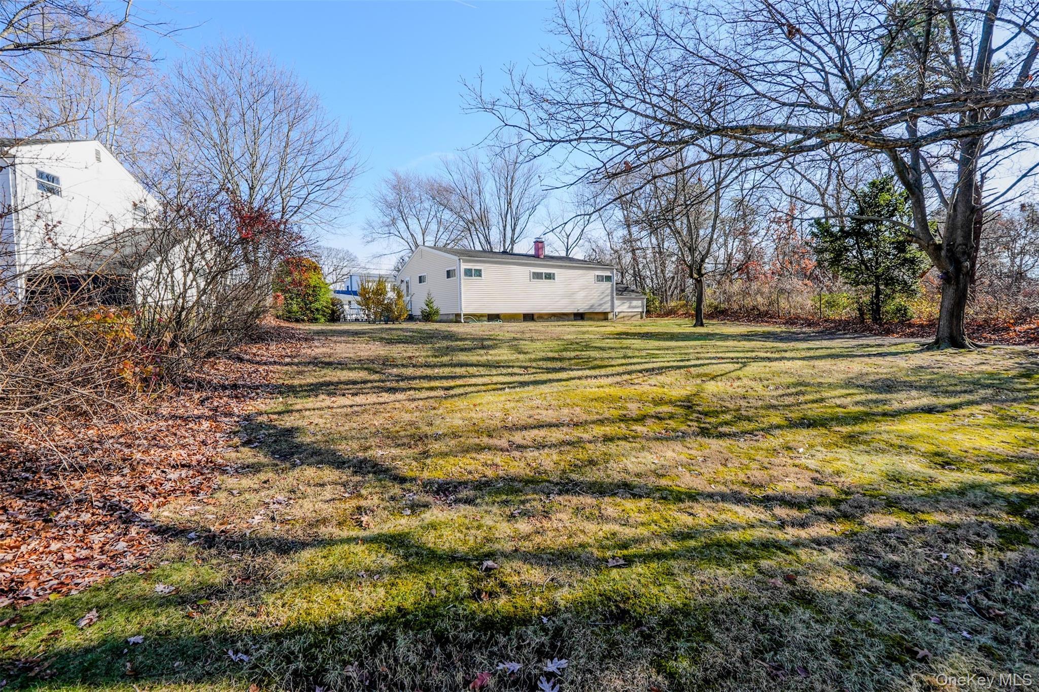 Single Family Sugarwood Suffolk County, NY 11722, MLS-939776-19