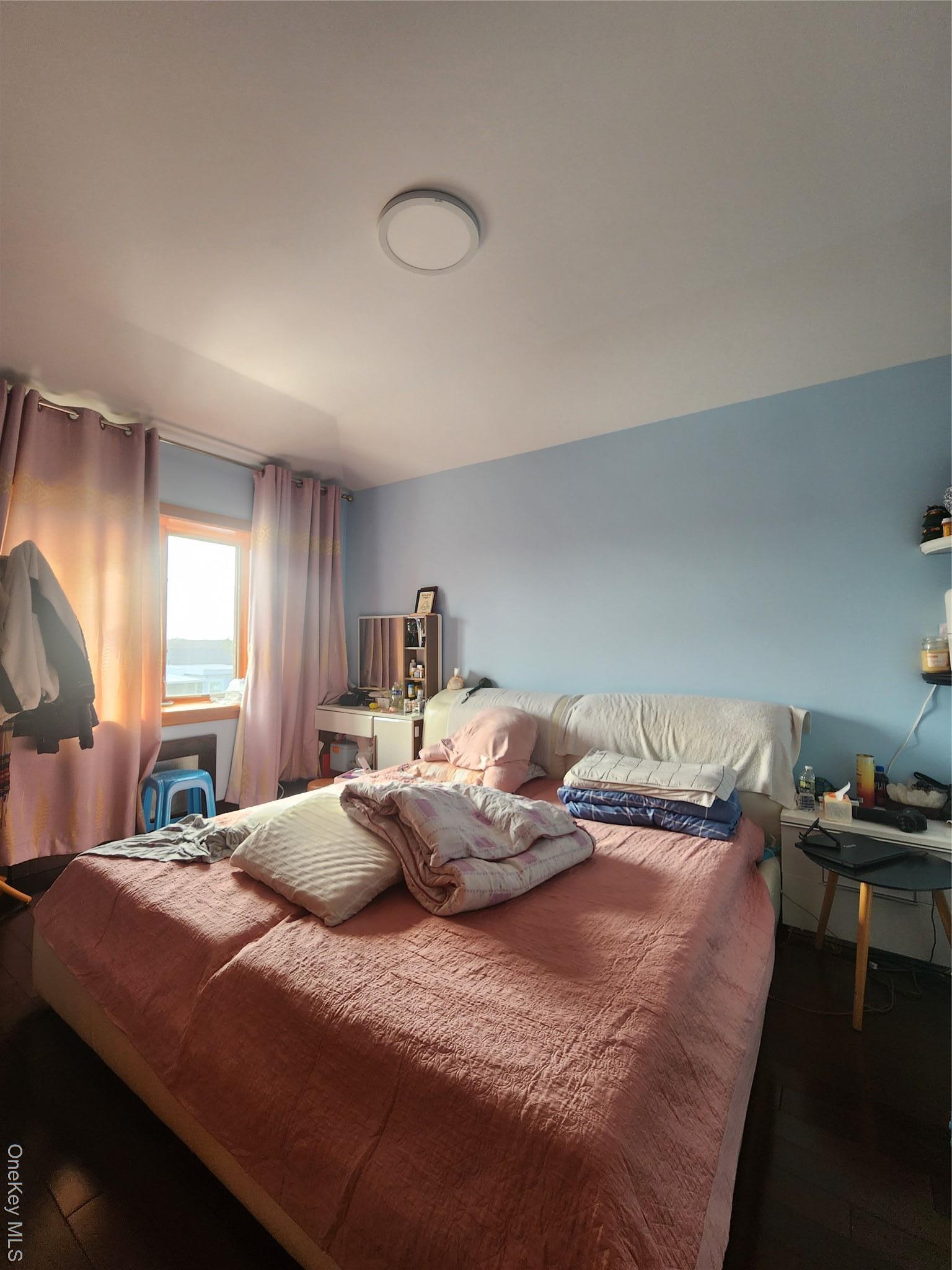 Single Family 14th  Queens, NY 11357, MLS-939787-12