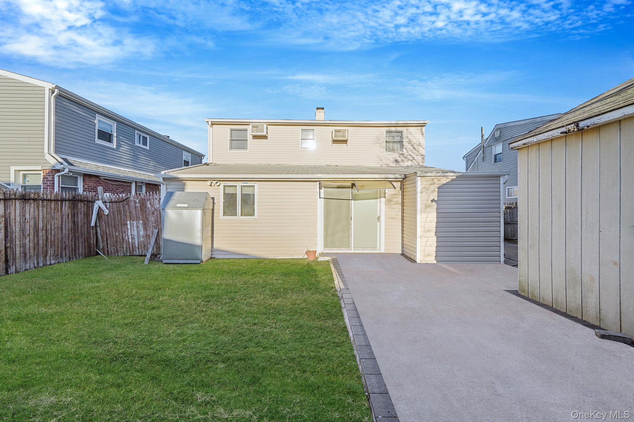 Single Family Washington Nassau County, NY 11590, MLS-939814-31