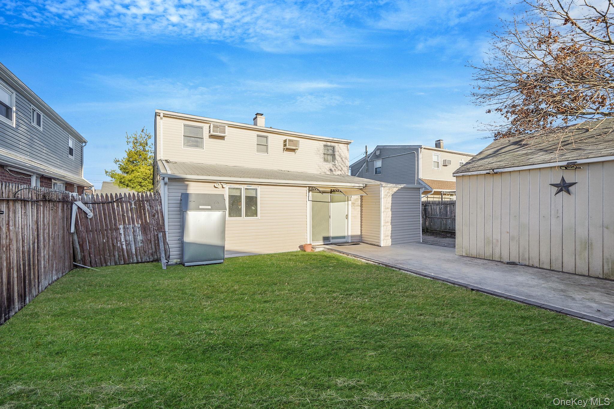 Single Family Washington Nassau County, NY 11590, MLS-939814-32