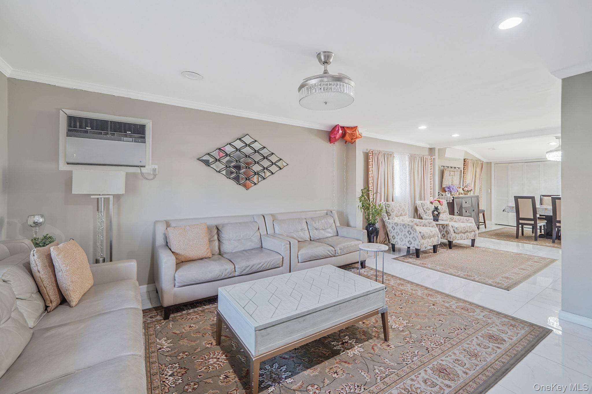 Single Family Washington Nassau County, NY 11590, MLS-939814-5