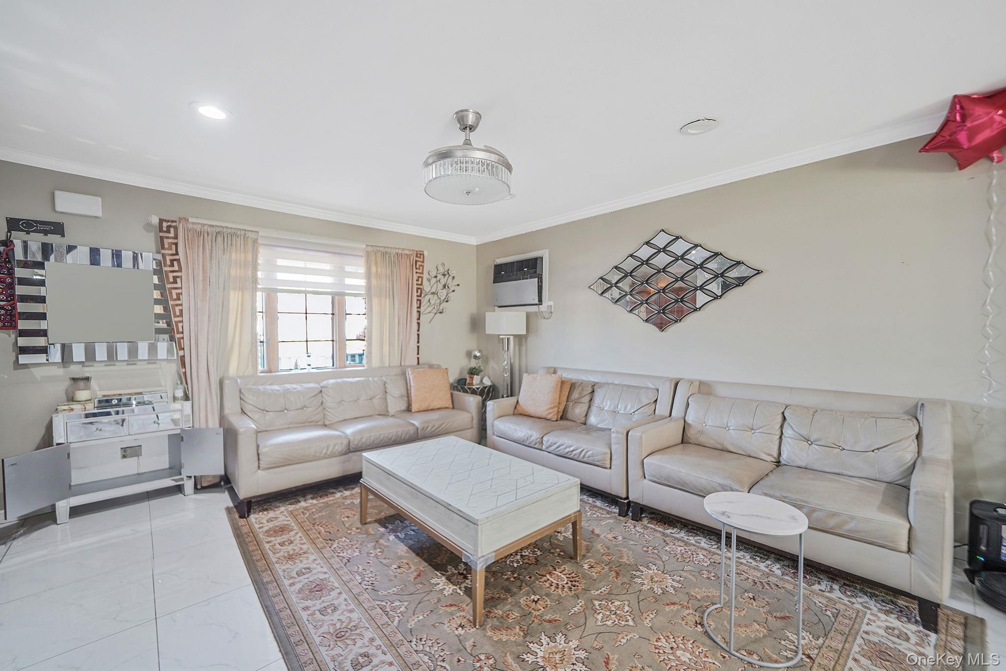 Single Family Washington Nassau County, NY 11590, MLS-939814-6