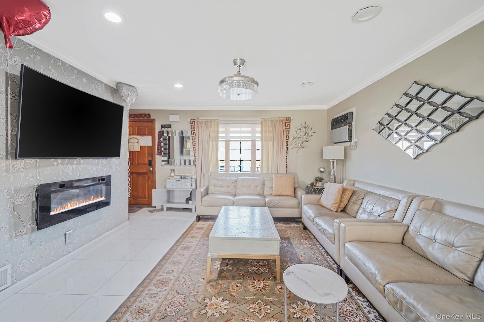 Single Family Washington Nassau County, NY 11590, MLS-939814-7