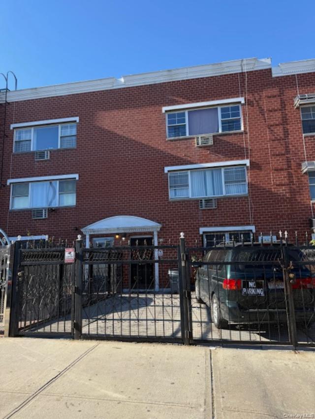 Single Family Longfellow  Bronx, NY 10474, MLS-939822-2