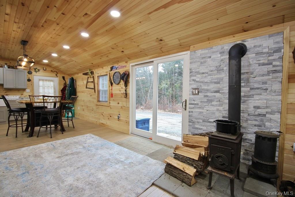 Single Family Dahlia  Sullivan County, NY 12758, MLS-939833-16