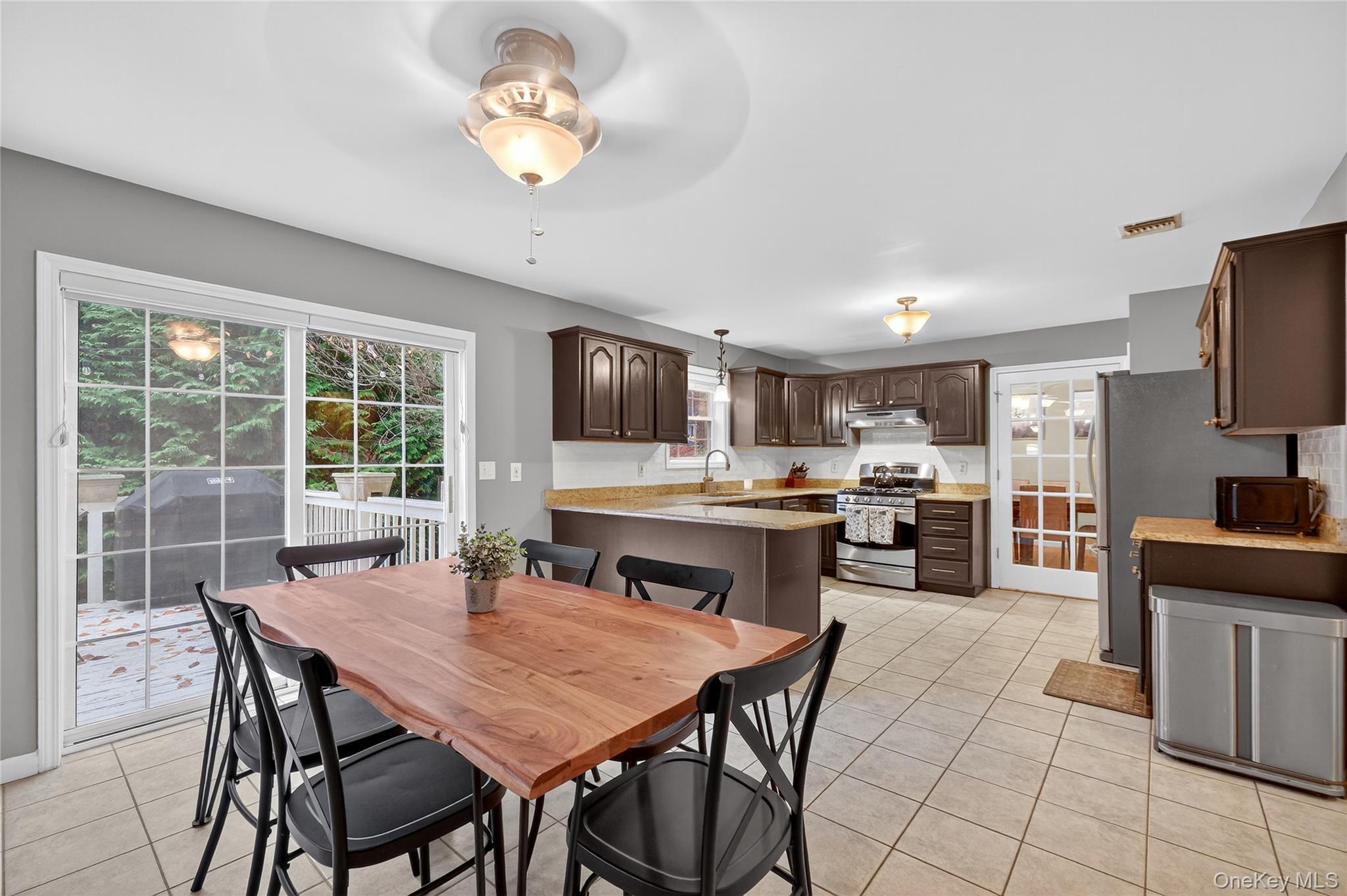 Single Family Pewter Orange County, NY 10918, MLS-939836-14