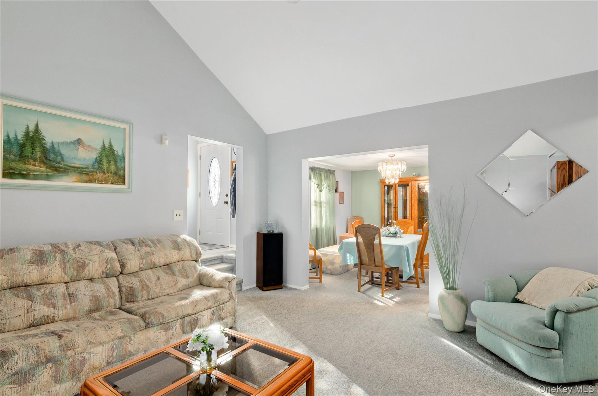 Single Family 45th Suffolk County, NY 11751, MLS-939838-20