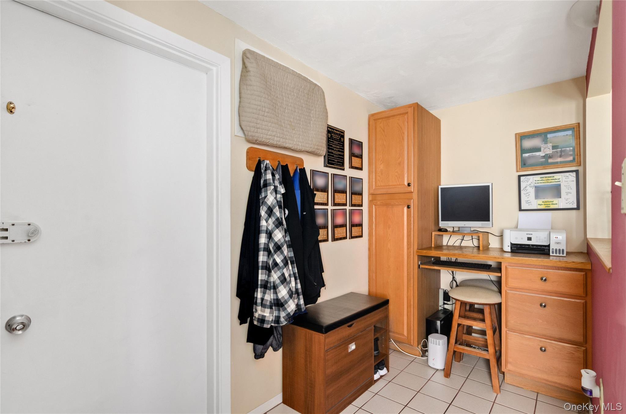 Single Family 45th Suffolk County, NY 11751, MLS-939838-7