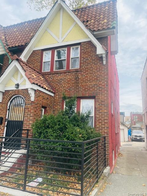 Single Family Van Wyck Queens, NY 11435, MLS-939850-8